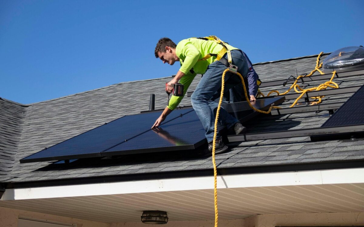 How many solar panels do i need in Ireland